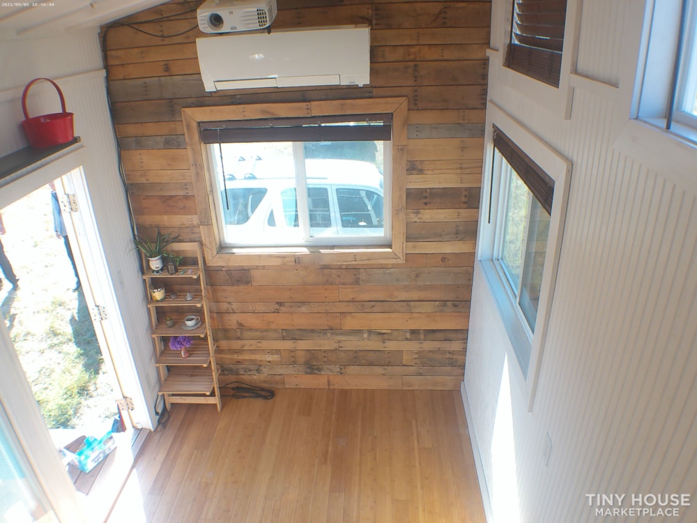 8’ X 20’ Tiny Home on Wheels - Image 2 Thumbnail