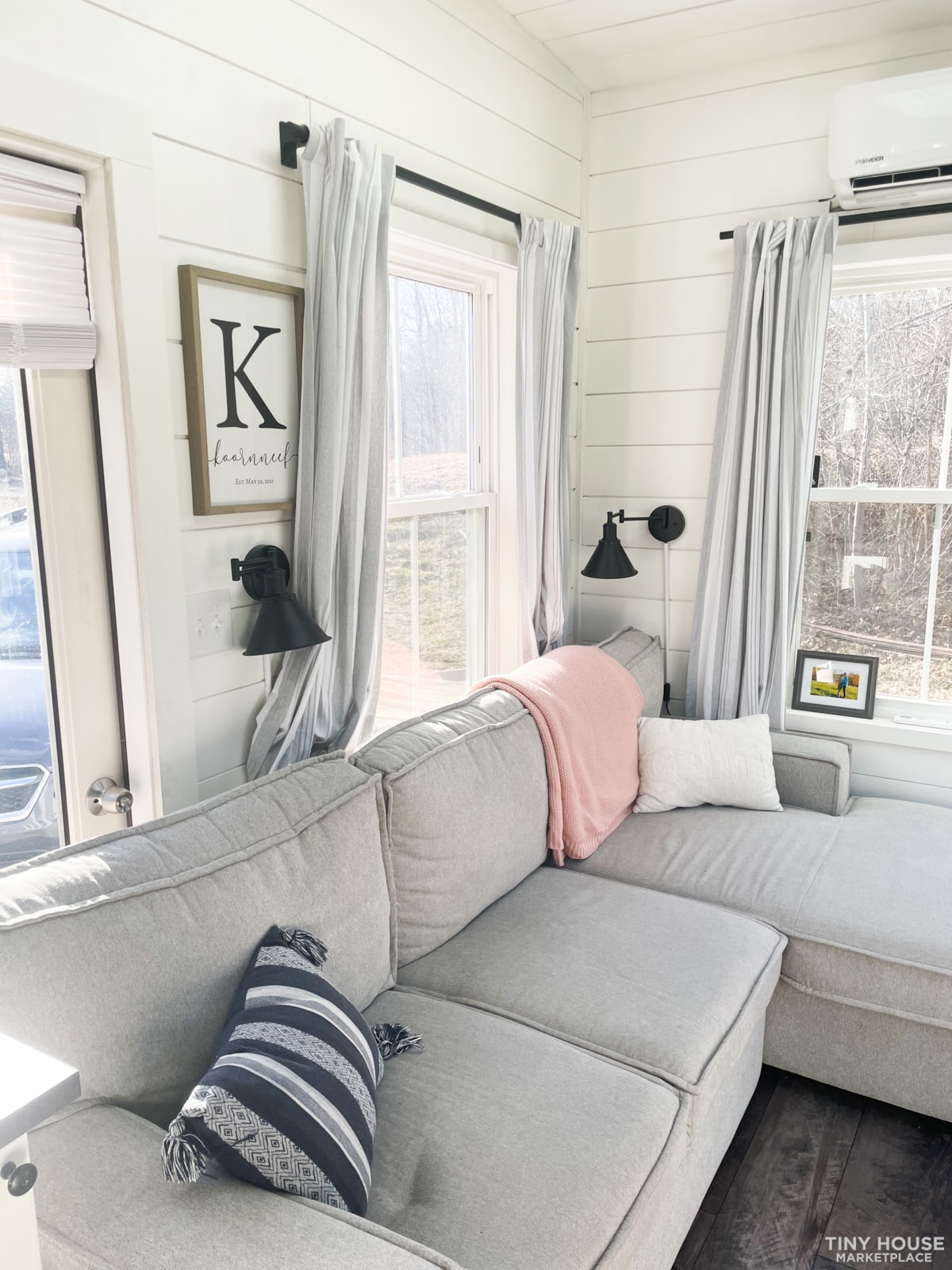 8’x20’ New Hampshire Tiny House on Wheels - Image 4 Thumbnail