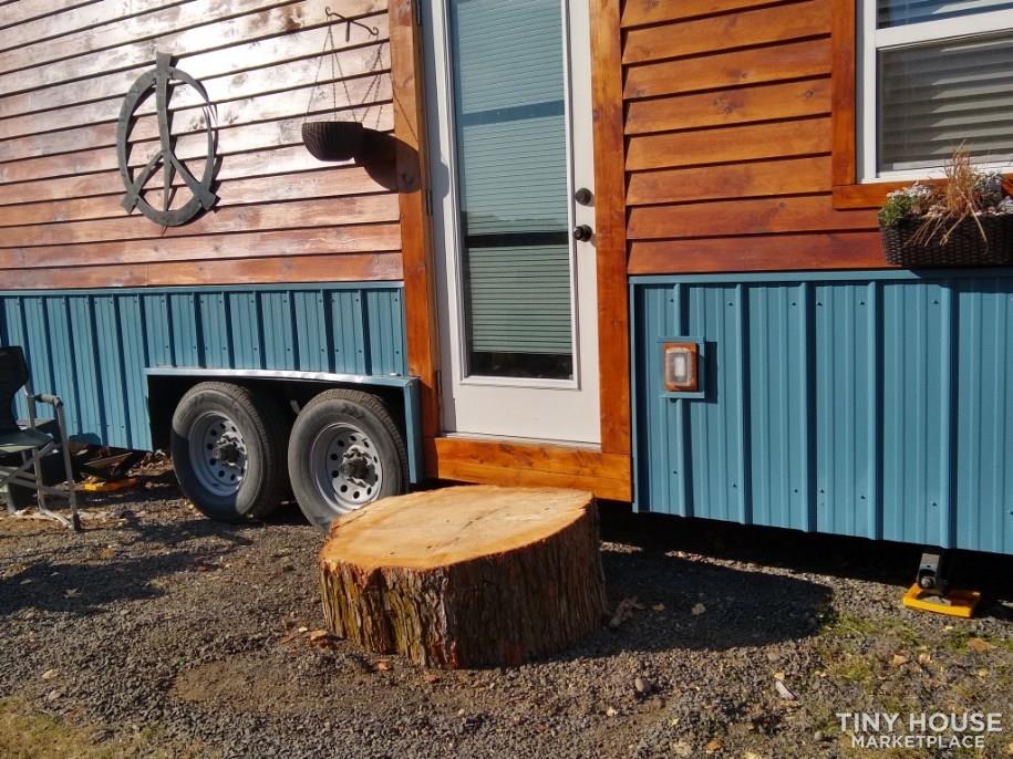 8’x20’ Tiny home - Image 2 Thumbnail