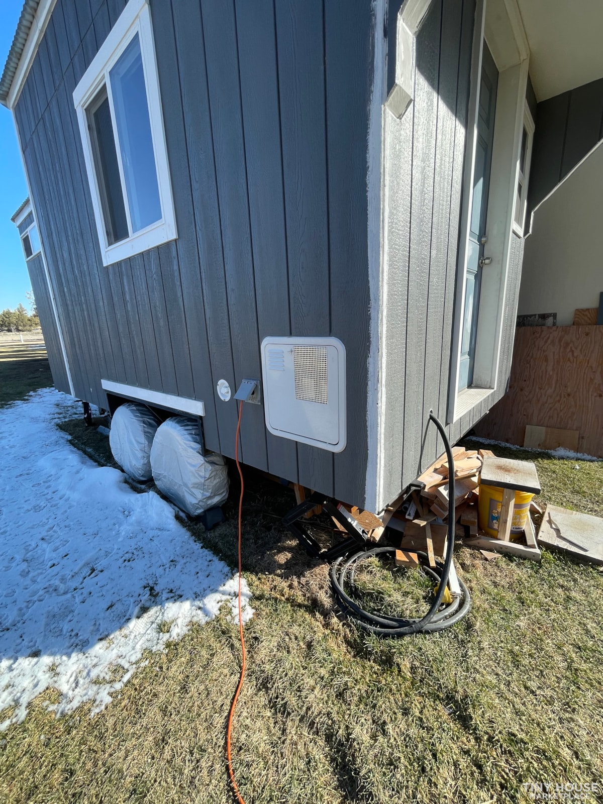 8x16 Tiny house - Image 3 Thumbnail