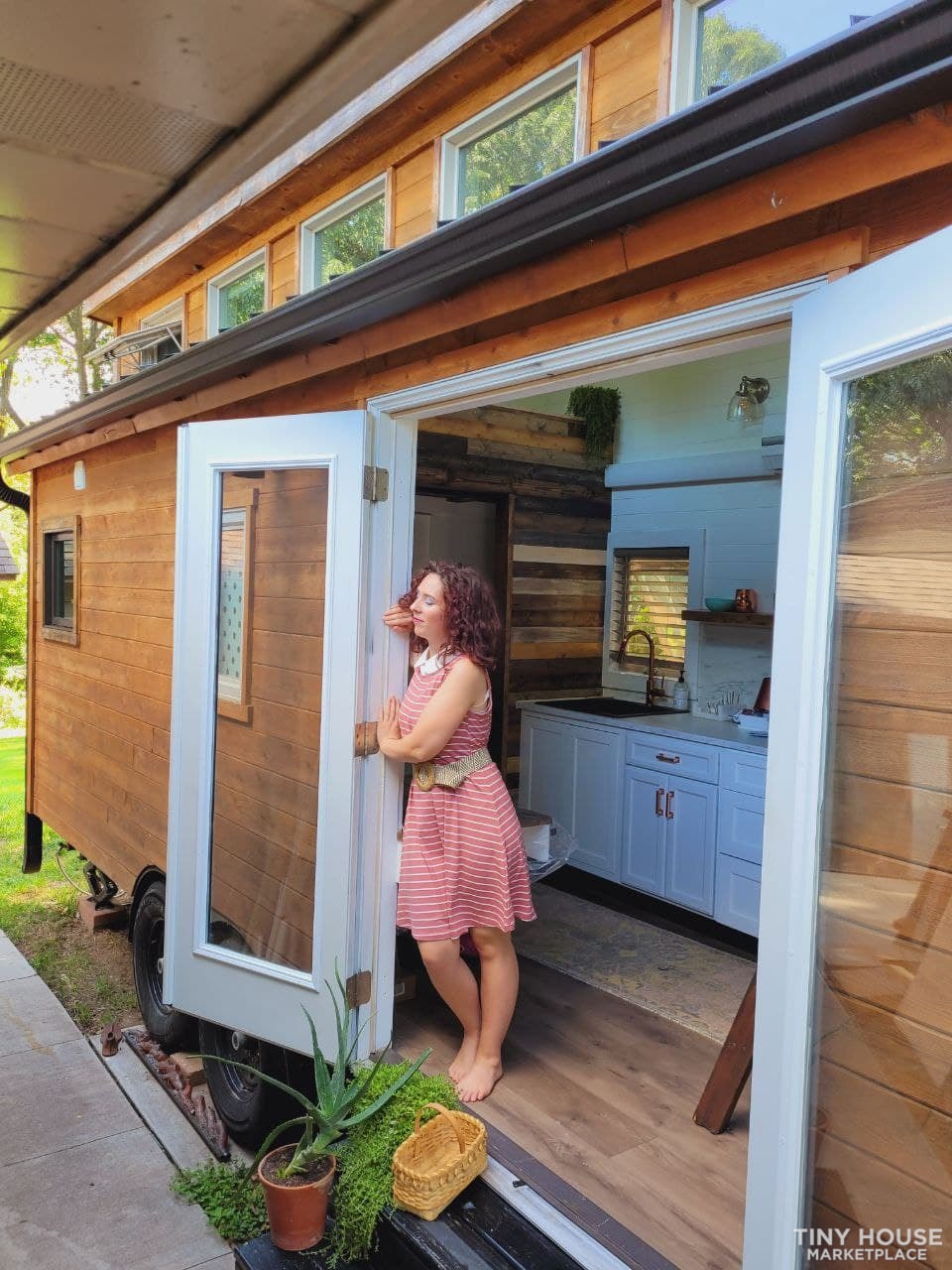 A Charming Tiny House Oasis Awaits You! - Image 1 Thumbnail