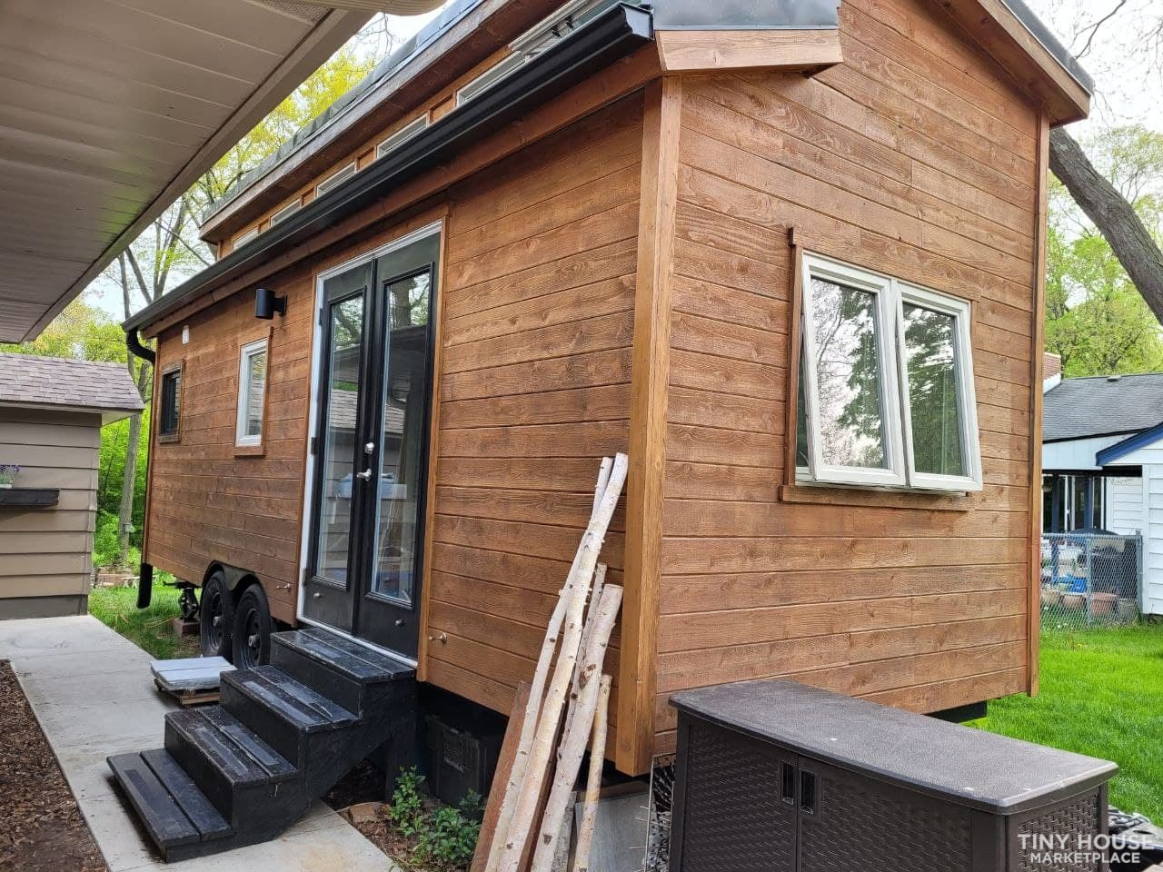 A Charming Tiny House Oasis Awaits You! - Image 2 Thumbnail