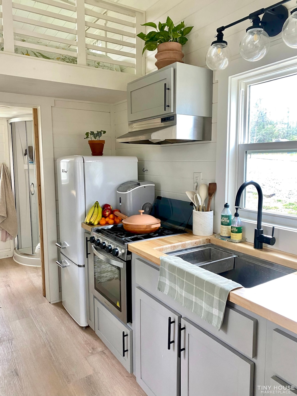 Acony Bell Tiny Home 28x8 - Image 2 Thumbnail