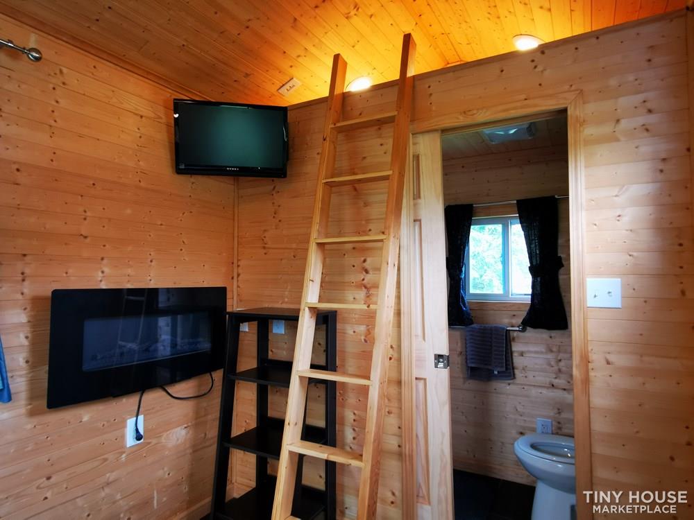  Adorable & Affordable. 20 x 8ft Barely Used Tiny House on Wheels - Image 4 Thumbnail