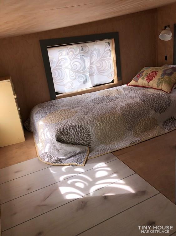 Adorable Tiny Home - Image 3 Thumbnail