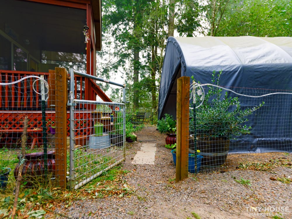 Adorable Tiny Home for Sale -Camas WA  - Image 3 Thumbnail