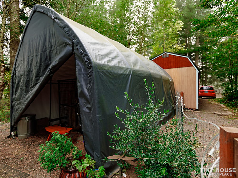 Adorable Tiny Home for Sale -Camas WA  - Image 4 Thumbnail