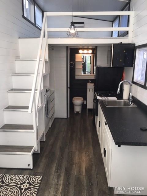 Adorable Tiny House for Sale - Image 2 Thumbnail
