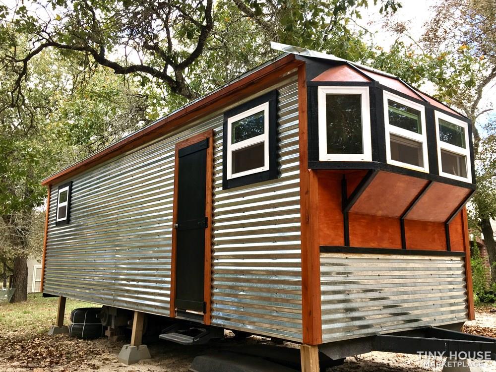 Custom Tiny House on Wheels (Almost finished)