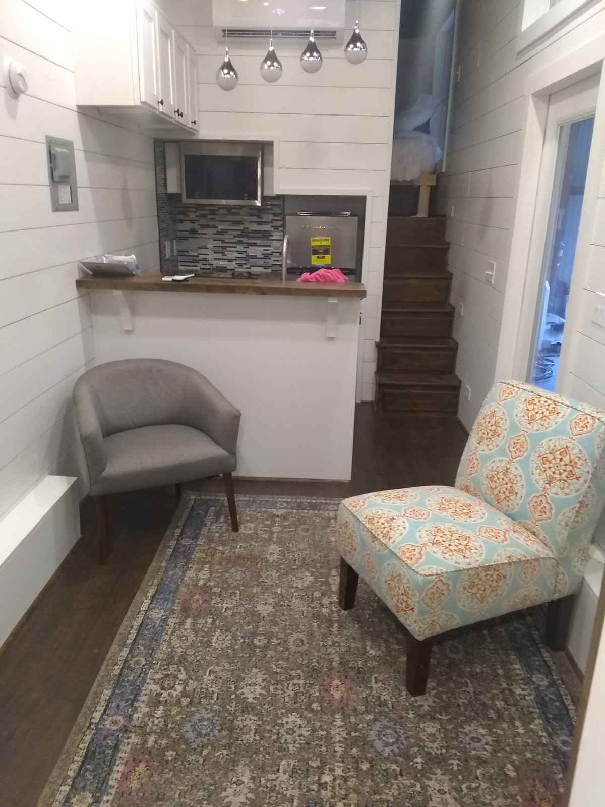 Almost new tiny house with stairs to bedroom - Image 3 Thumbnail