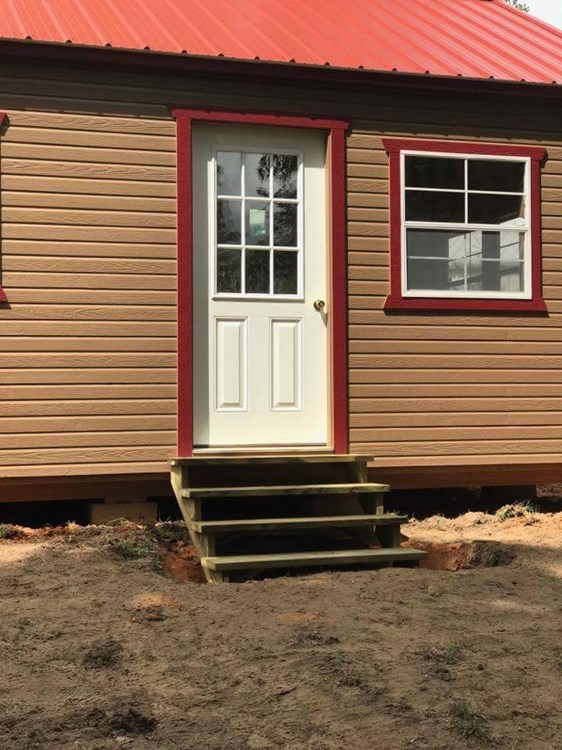 Amazing Tiny House - Image 2 Thumbnail