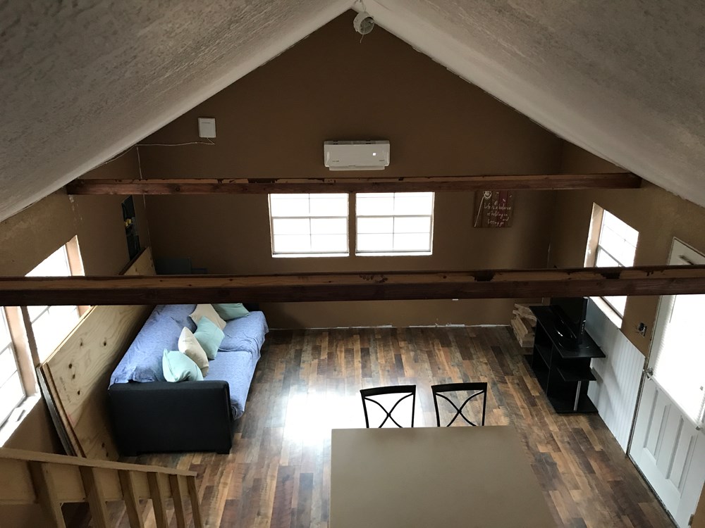 Amazing Tiny House - Image 3 Thumbnail