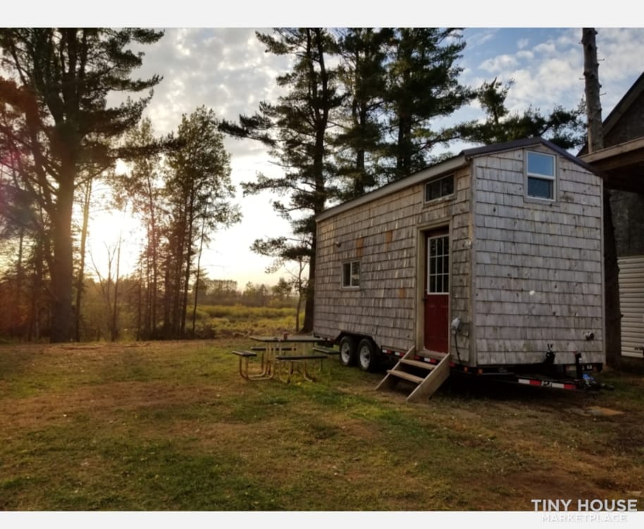Amazing Tiny House! SOLD - Image 1 Thumbnail