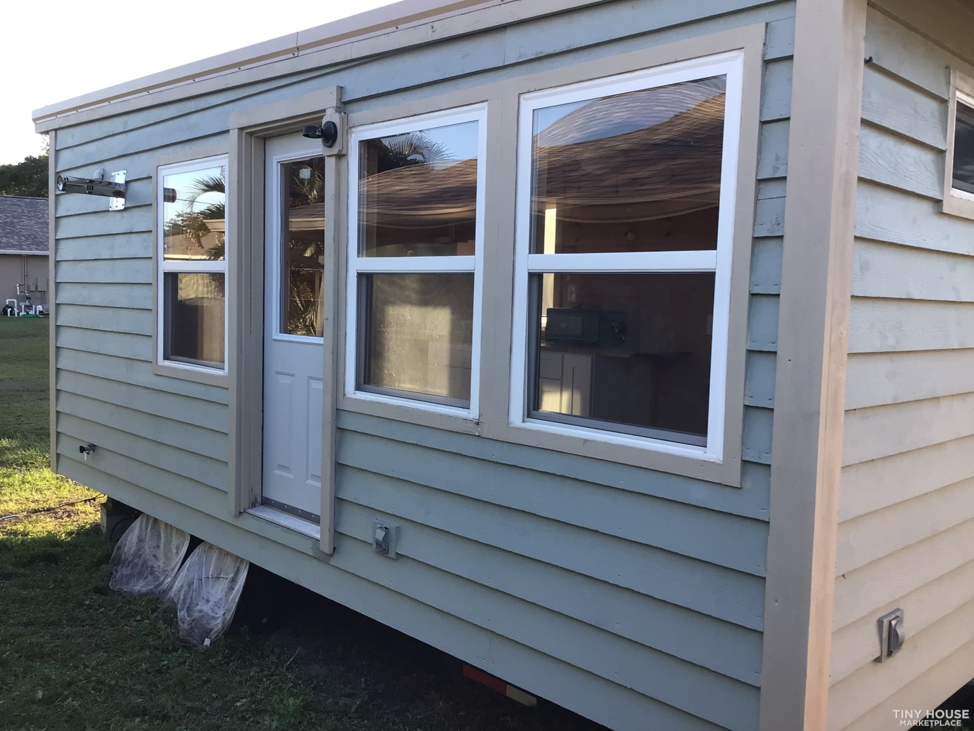 Amish built ITH Tiny Home - Image 1 Thumbnail