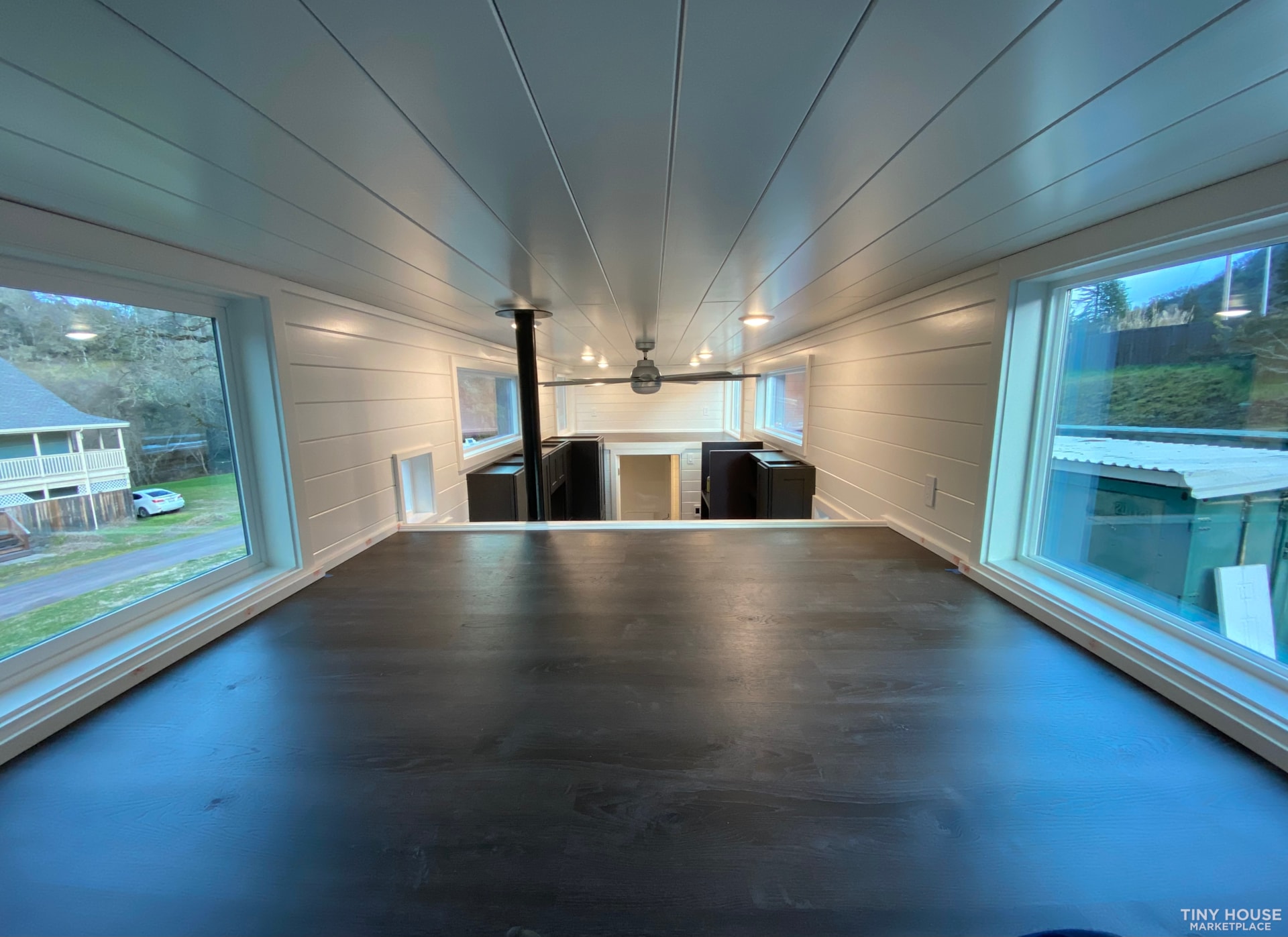 ANSI Certified New 28’ Luxury Tiny Home - Image 2 Thumbnail