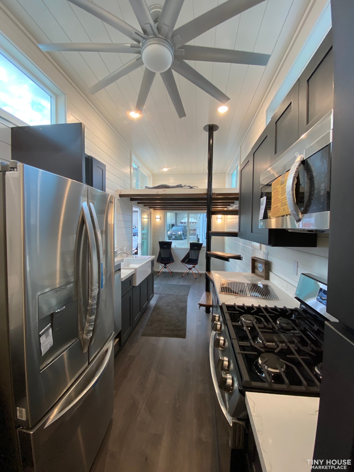 ANSI Certified New 28’ Luxury Tiny Home - Image 4 Thumbnail