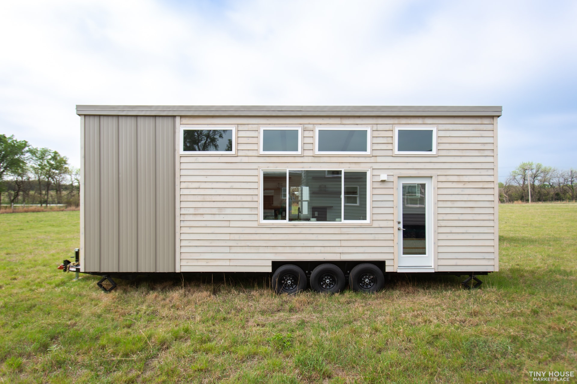 Aspen by Made Relative - 30ft Tiny House on Wheels - Image 3 Thumbnail