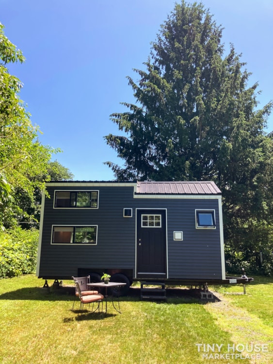 Sale Pending: Mint Condition Custom Built Tiny Home RVIA Cert 2020 - Image 1 Thumbnail