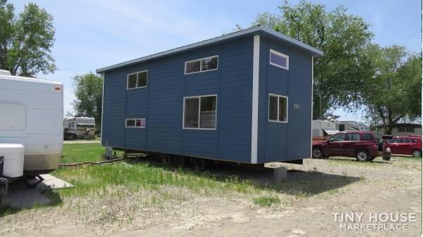 Barely used 2018 park model by Rich's Portable Cabins - Image 2 Thumbnail