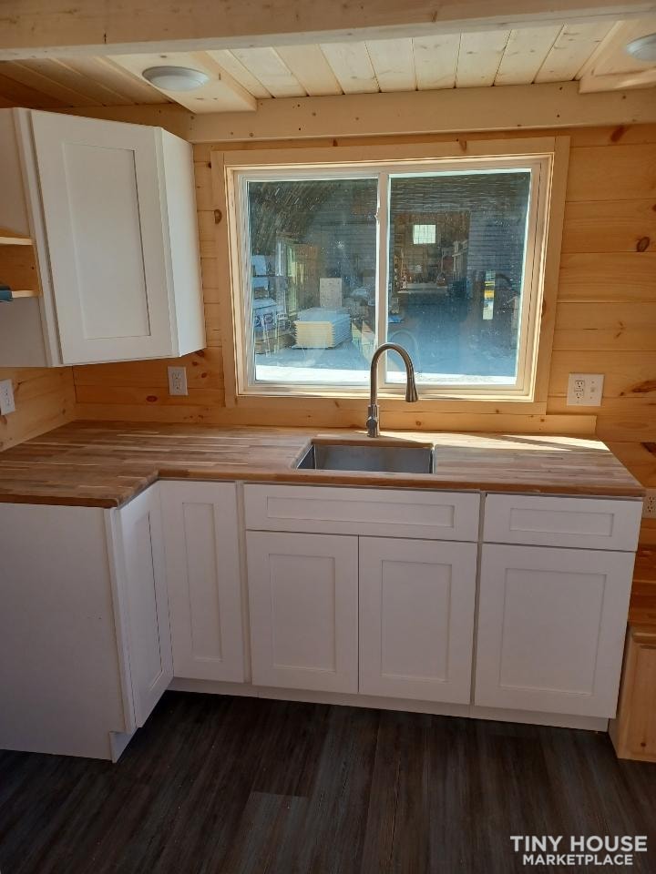 BEAUTIFUL 10’ X 24’ CUSTOM TINY HOME FOR SALE - Image 4 Thumbnail