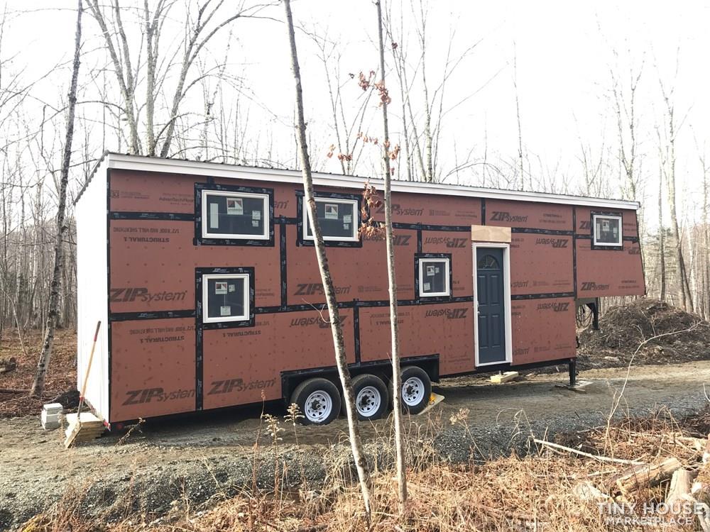 Beautiful 36' tiny shell with R-30 insulation