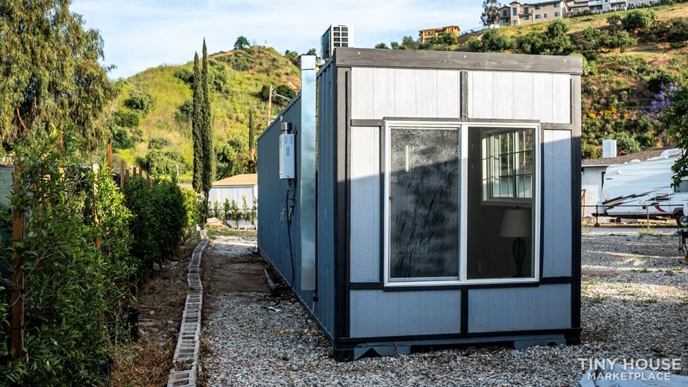 BEAUTIFUL 40' 8x40x9ft 320 sq. ft. Container TINY HOUSE tiny home-PRICE REDUCED - Image 3 Thumbnail
