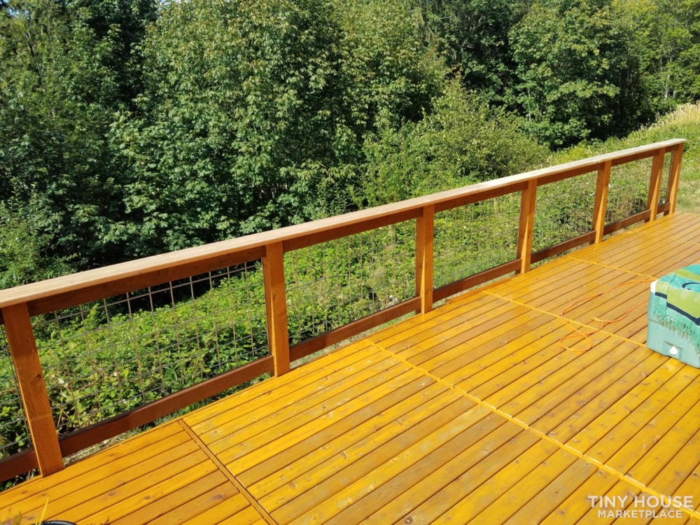 Beautiful Cedar Tiny House with Lots of Light - Image 3 Thumbnail