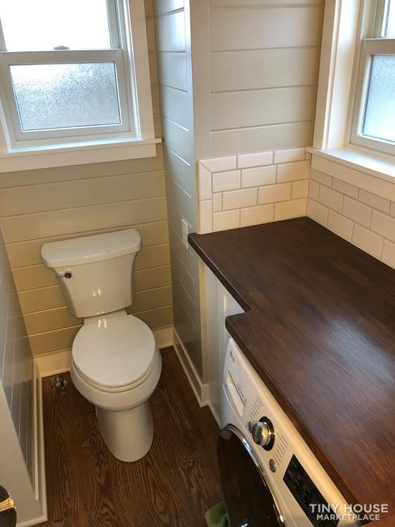 Beautiful Classic Rustic Tiny House - Image 3 Thumbnail