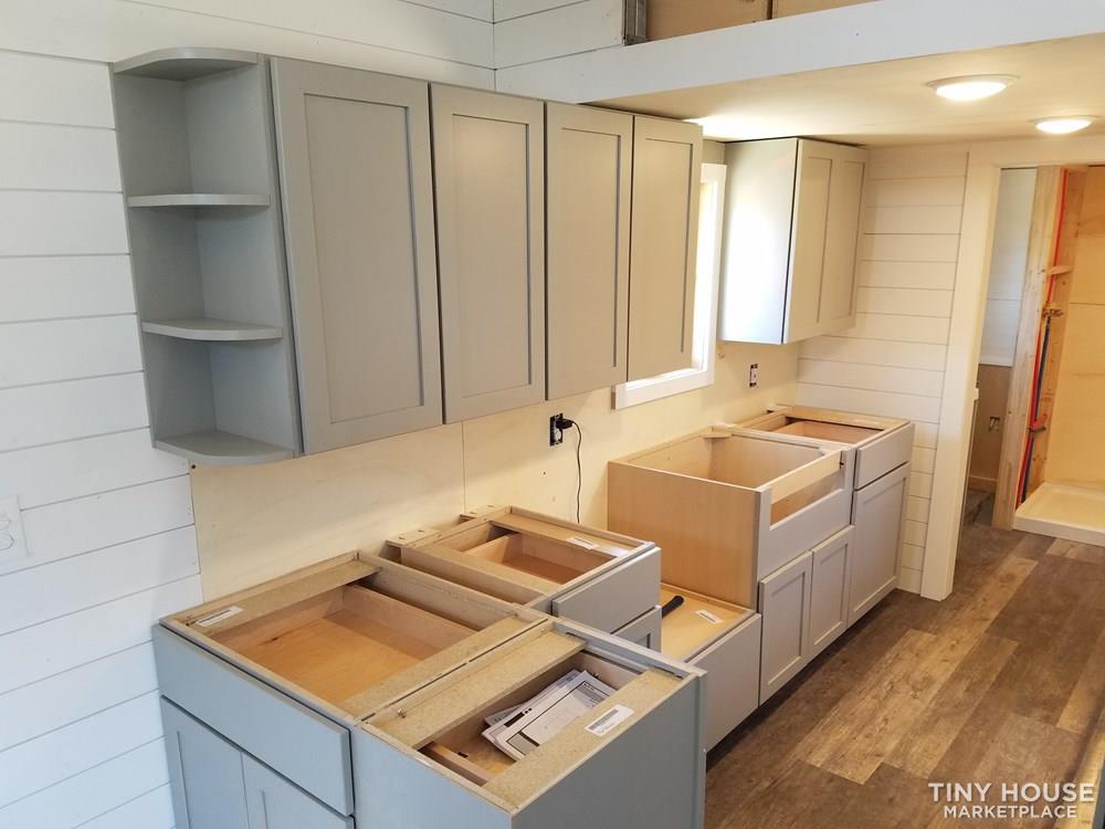 Beautiful Craftsman Tiny Home.  - Image 4 Thumbnail