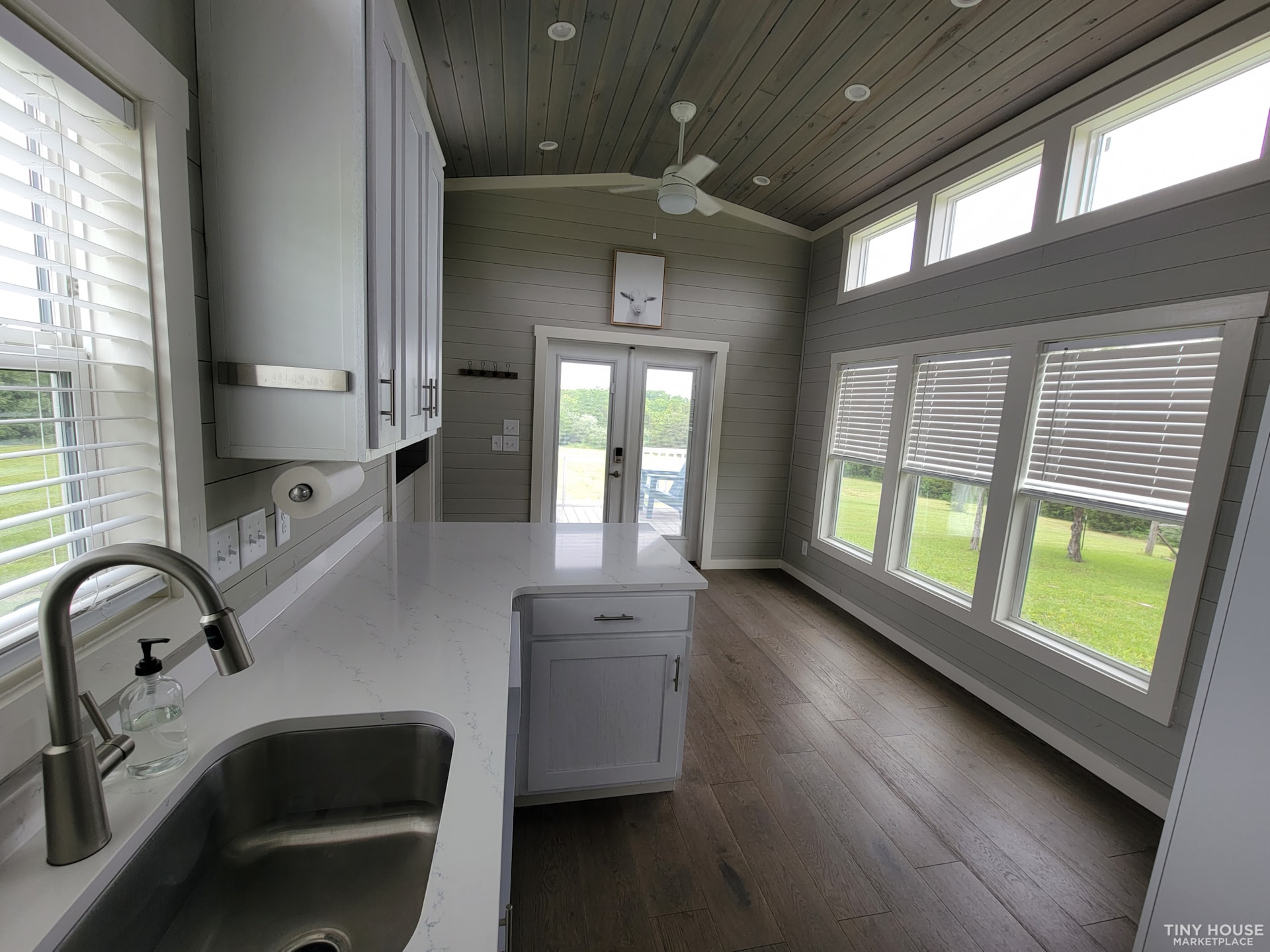Beautiful Custom 2021 Park Model Tiny Home - Seashore by Clayton Homes - Image 1 Thumbnail