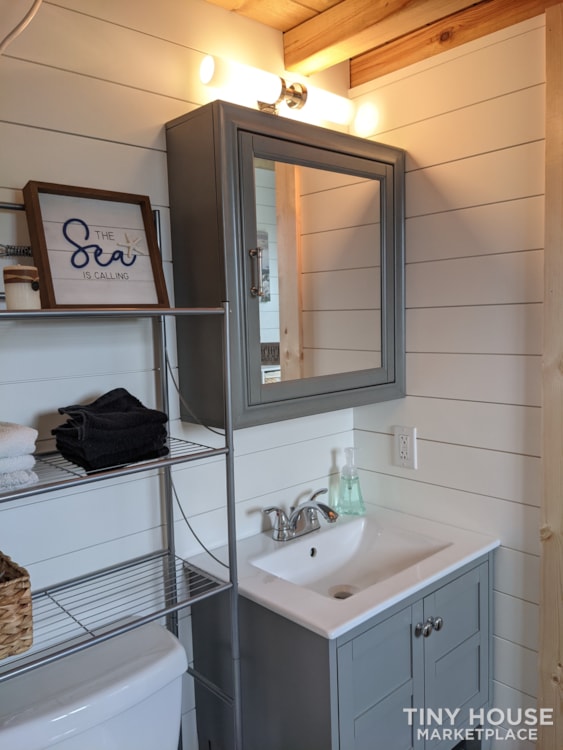 Beautiful Custom Built Tiny Home - Image 3 Thumbnail