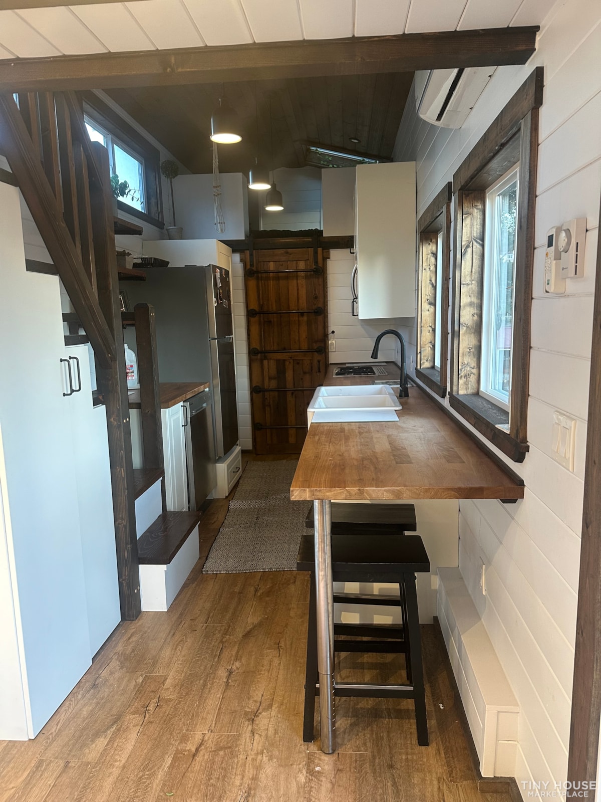 Beautiful Custom Tiny House on Wheels (Mint Tiny Homes Canada Goose) - Image 2 Thumbnail