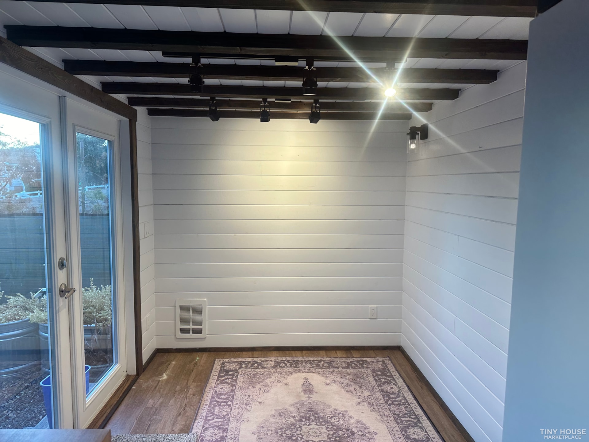 Beautiful Custom Tiny House on Wheels (Mint Tiny Homes Canada Goose) - Image 3 Thumbnail