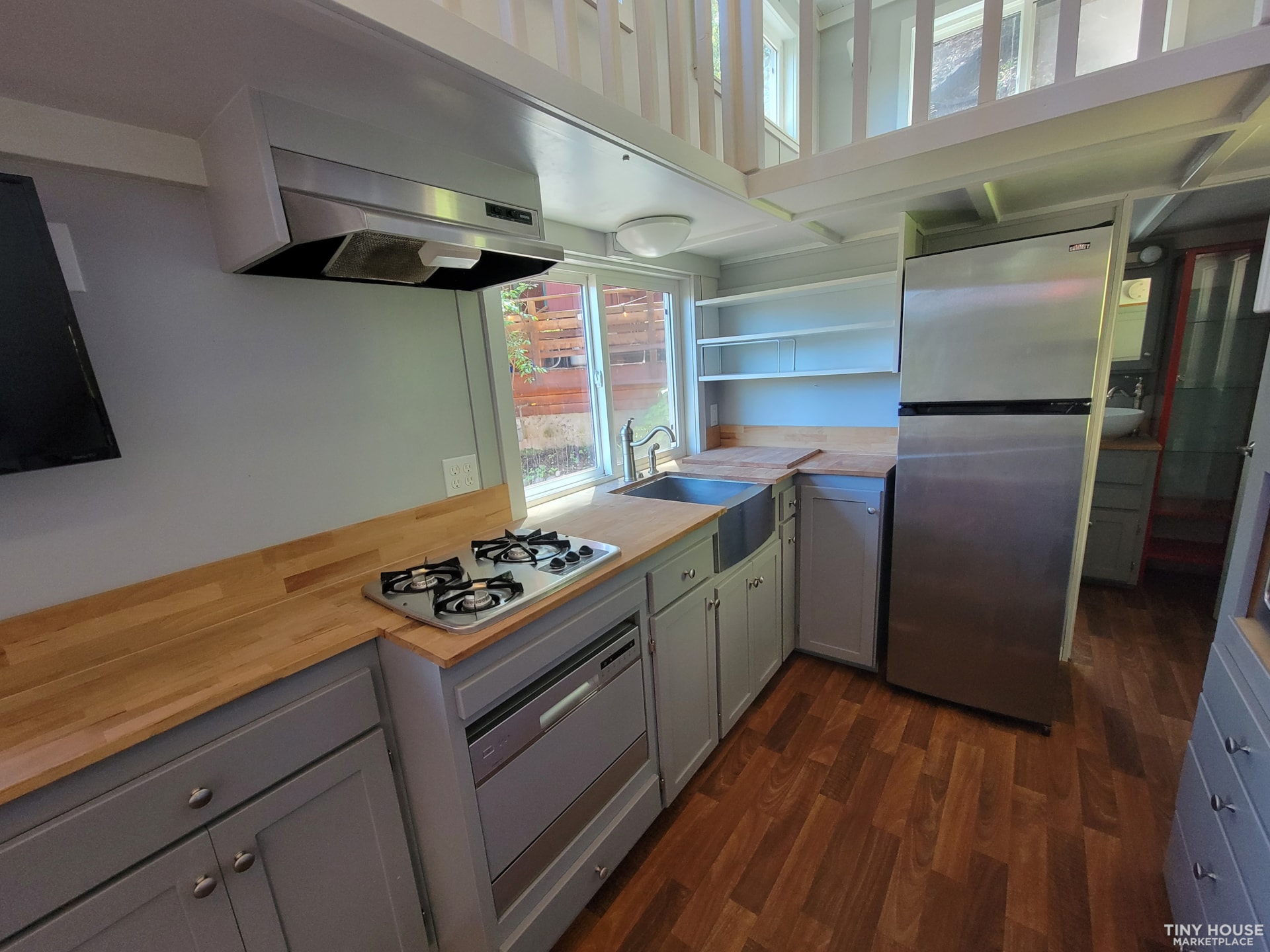 Beautiful Dual Loft Tiny Home on Wheels - Image 4 Thumbnail