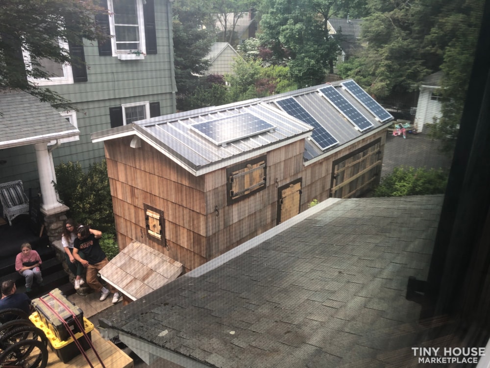 Beautiful fully Offgrid Capable Tiny House on Wheels - Image 3 Thumbnail