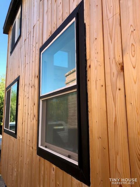 Stunning, High End & Brand New Tiny House - The Best Deal You Will Find - Image 2 Thumbnail