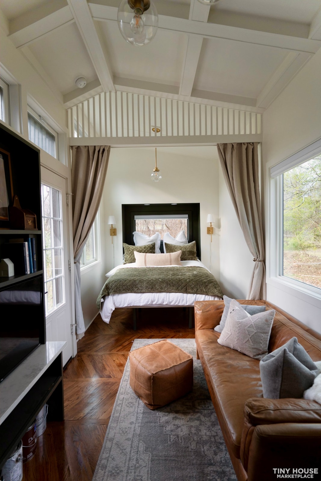 Beautiful Luxury Retreat Tiny Home. Perfect guest house or AirBnb! - Image 2 Thumbnail