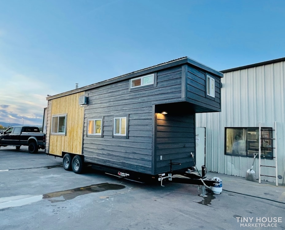 Beautiful & Modern | 24’ Tiny House | 20% Down Payment  - Image 2 Thumbnail
