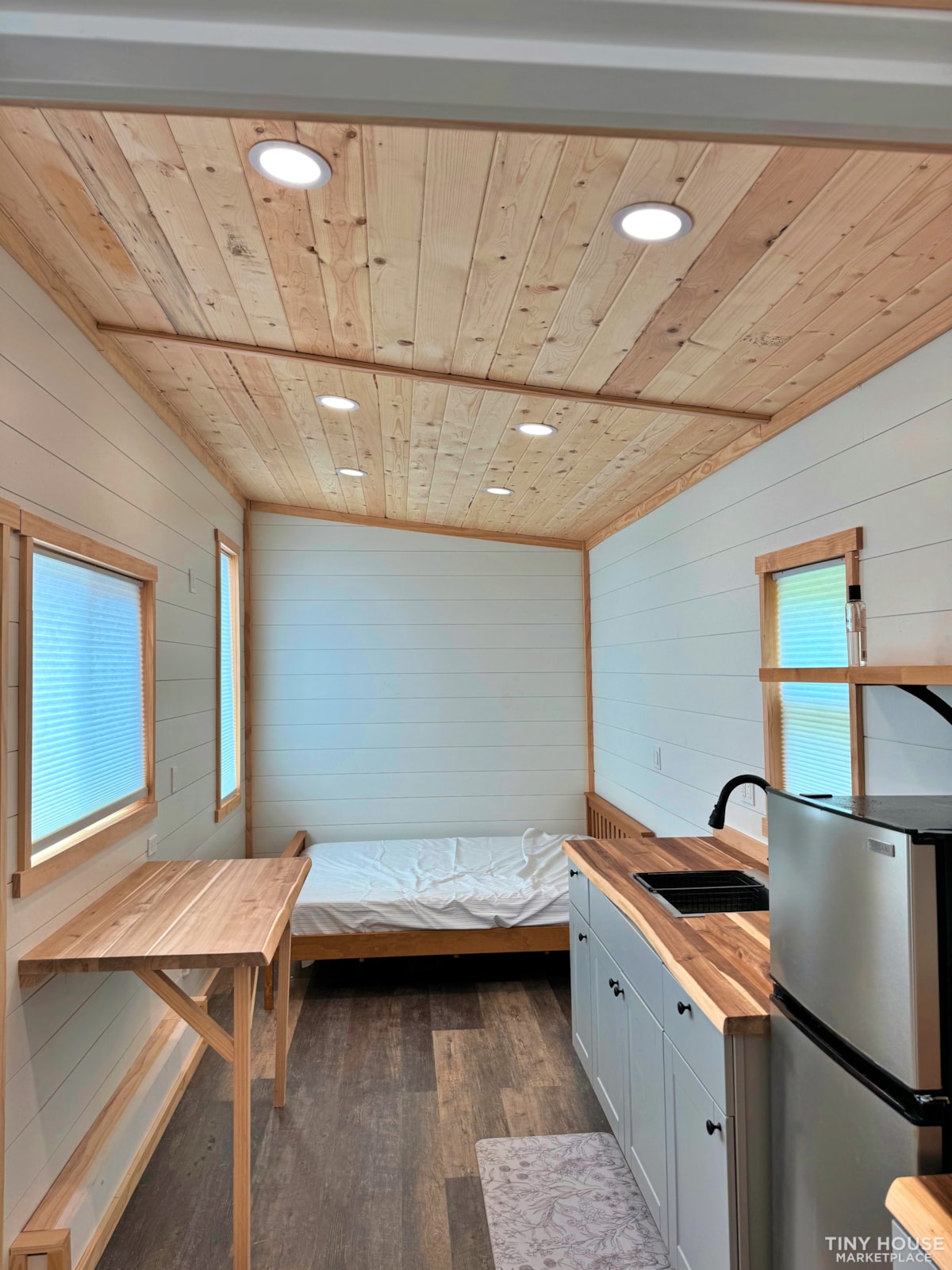 Beautiful New & Modern Tiny Home - Image 2 Thumbnail