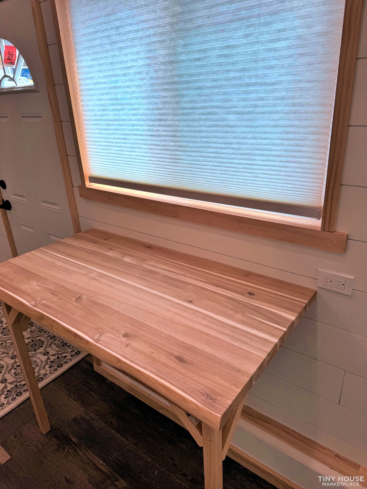 Beautiful New & Modern Tiny Home - Image 4 Thumbnail