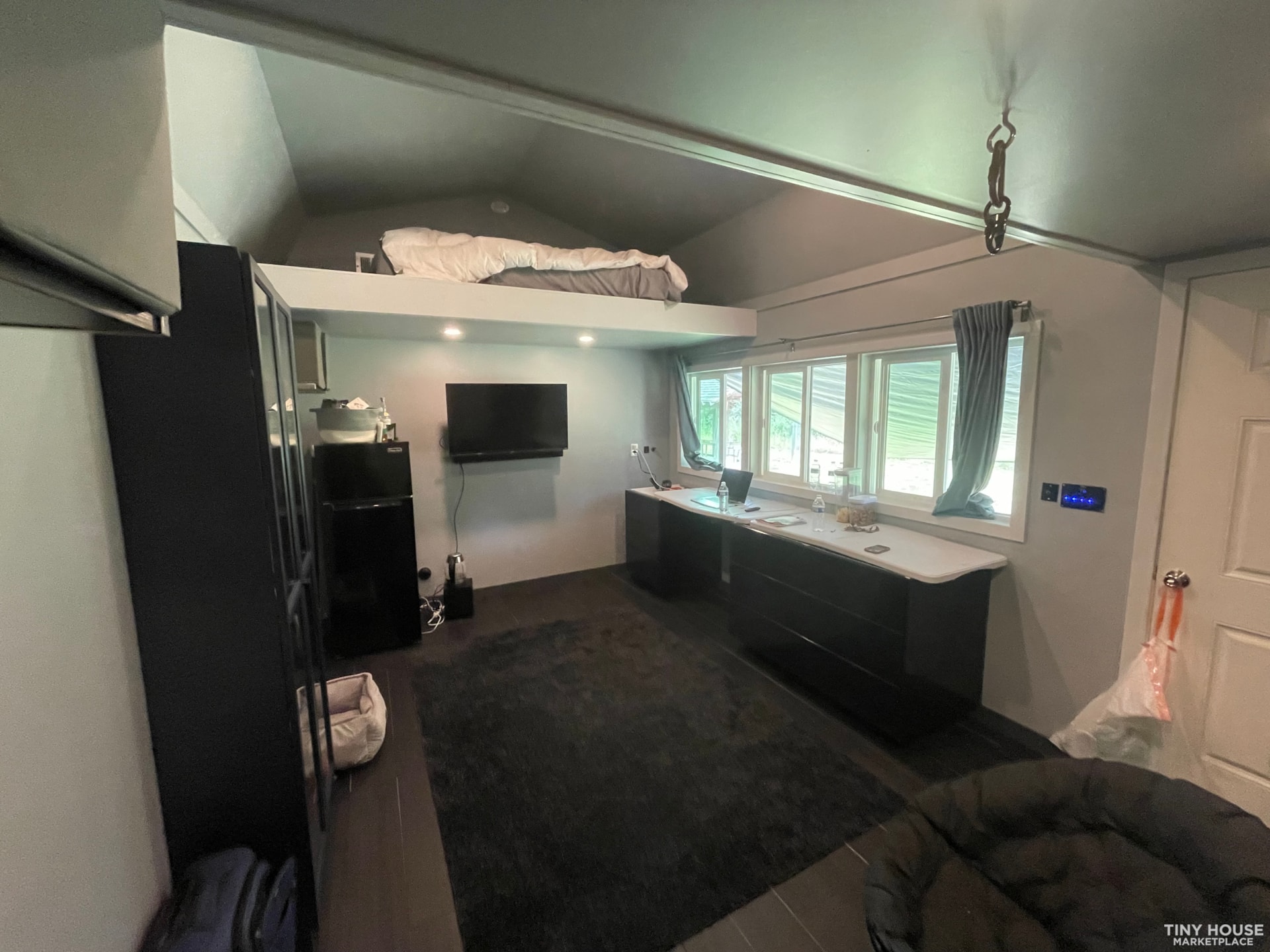 Beautiful Professionally Built 200 sq ft TH on skids - Image 4 Thumbnail