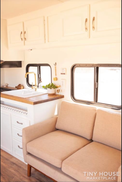 Beautiful renovated Jayco RV