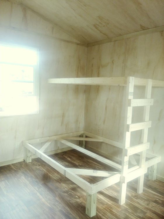 Beautiful Rustic Tiny House - Image 2 Thumbnail