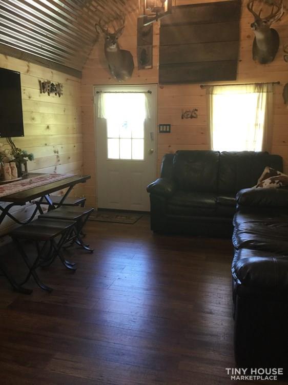 Beautiful rustic tiny house!! Just got finished and ready for sale! - Image 4 Thumbnail