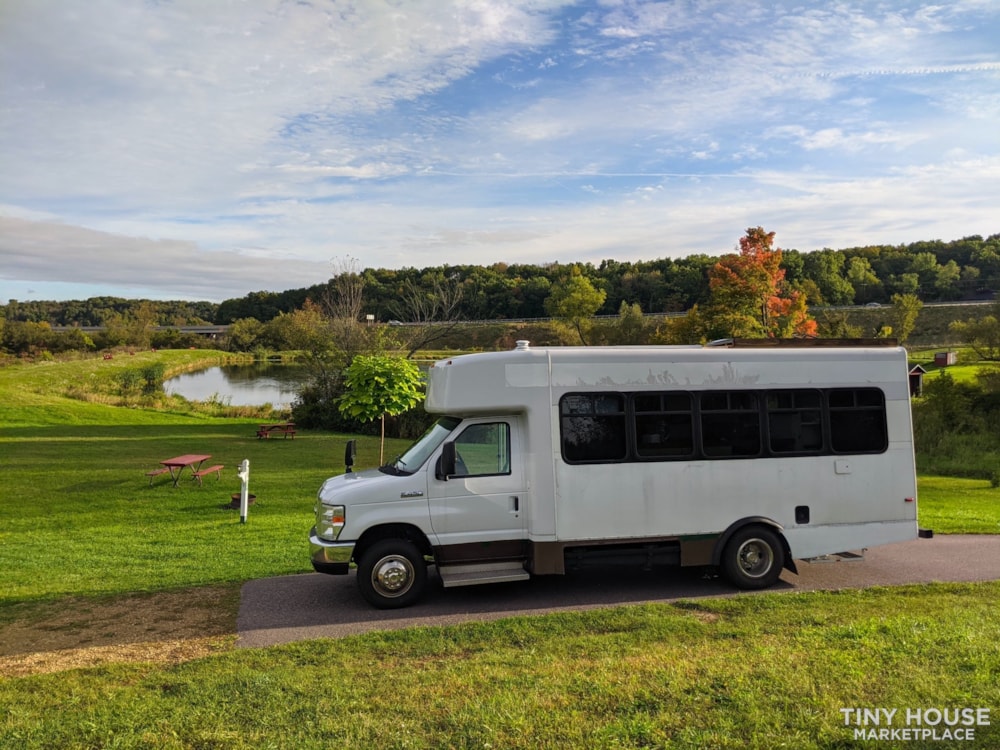 Beautiful Shuttle Bus w/ Roof Deck - Image 1 Thumbnail