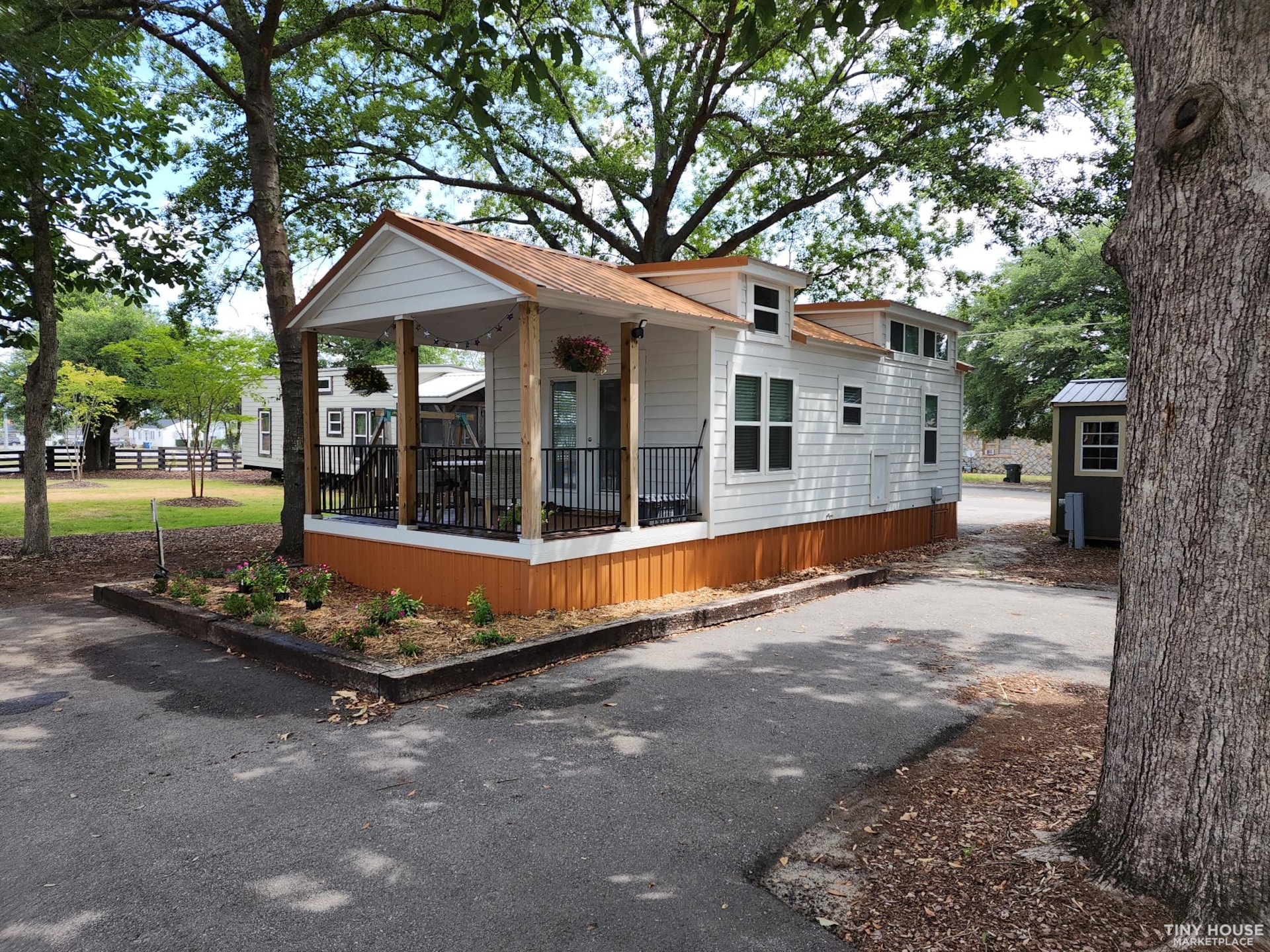Beautiful tiny home in small, friendly community, West Columbia, SC - Image 1 Thumbnail