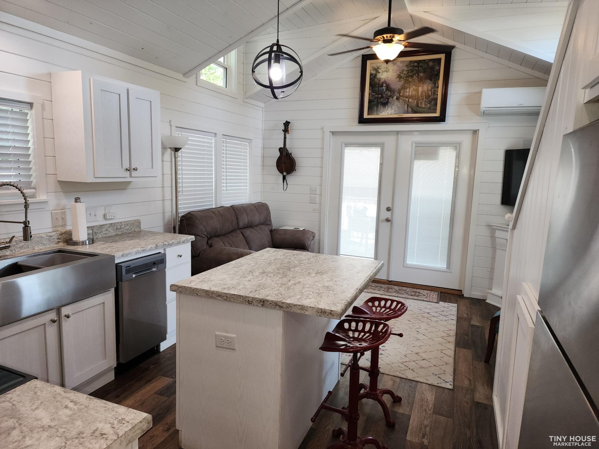 Beautiful tiny home in small, friendly community, West Columbia, SC - Image 4 Thumbnail