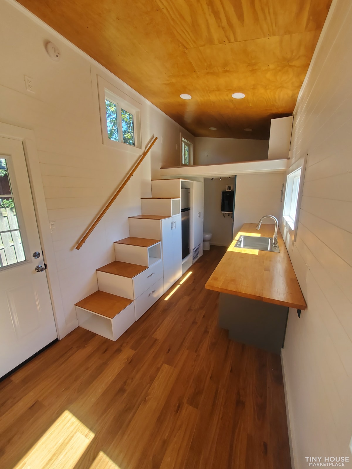 Beautiful Tiny Home Ready for You! - Image 2 Thumbnail