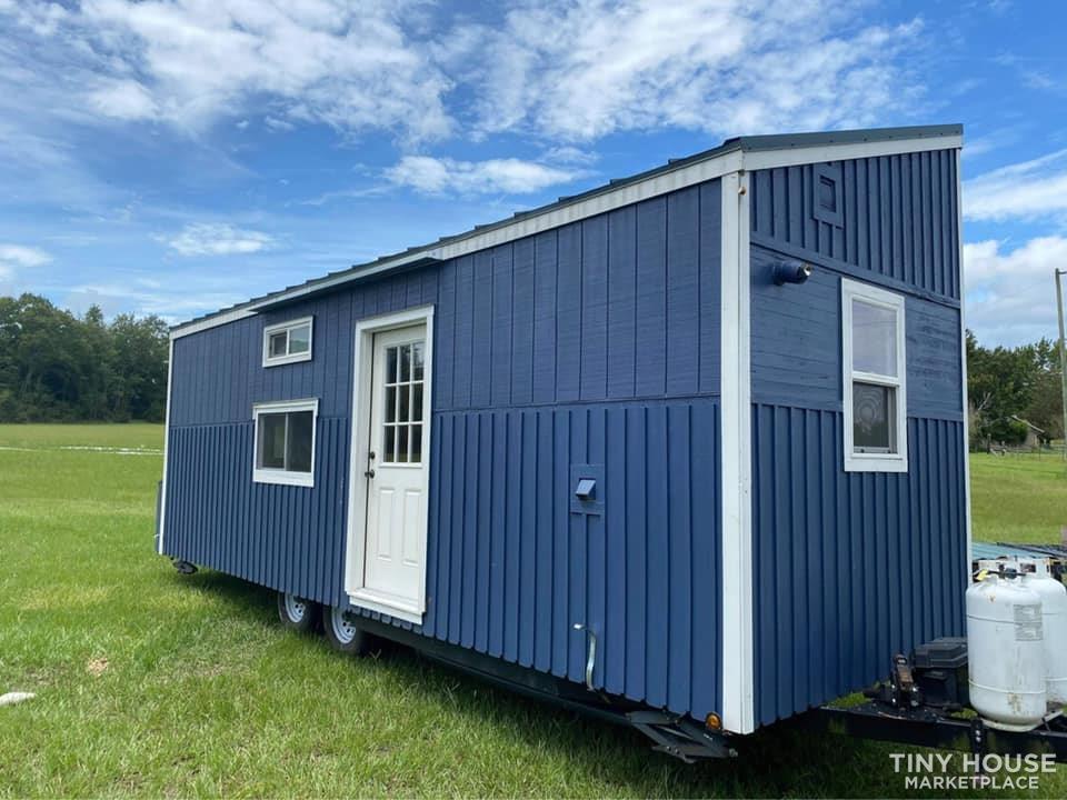 Beautiful Tiny House for Sale - Charming and Rustic - Image 2 Thumbnail