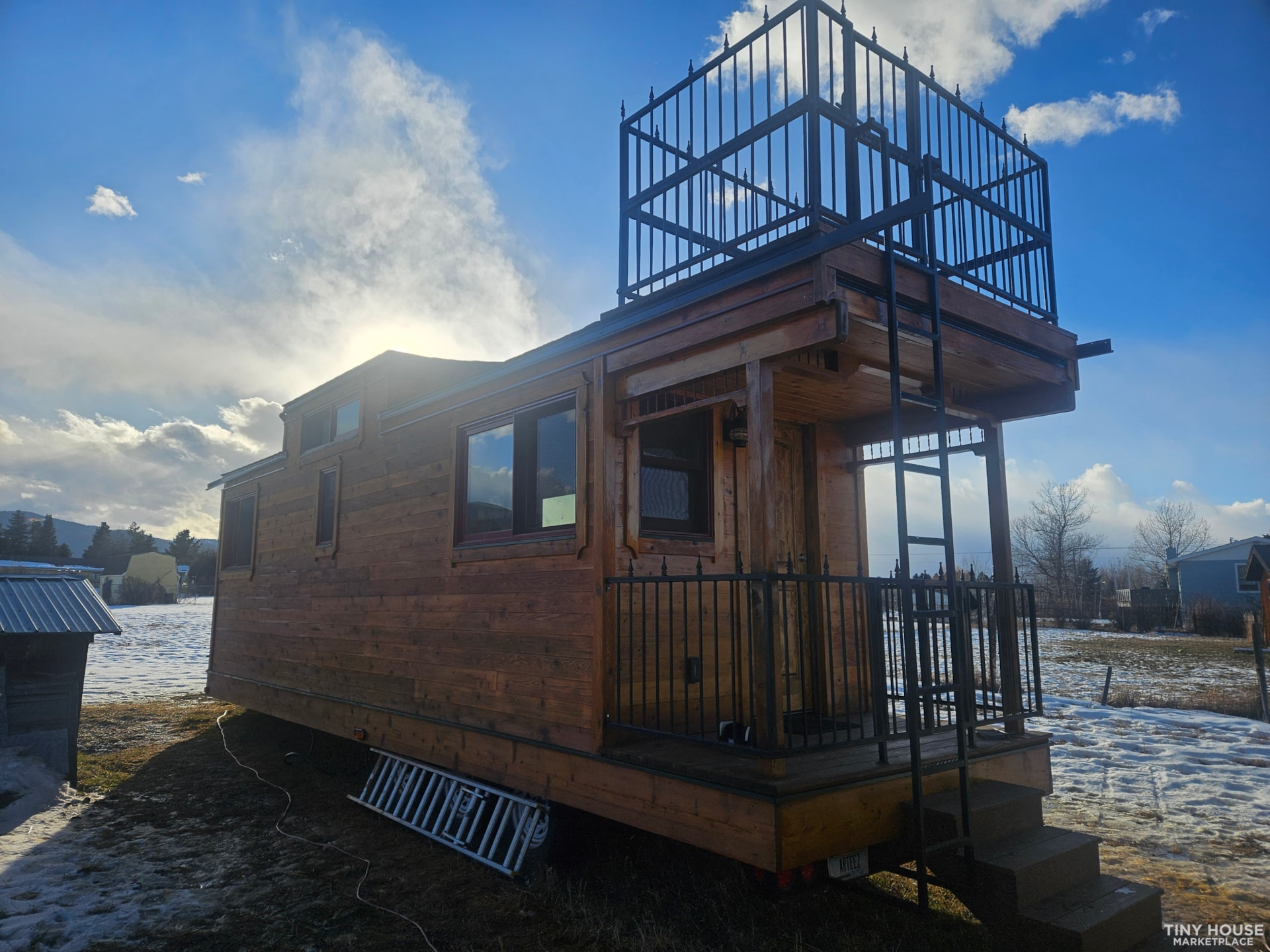 Beautiful Tiny House Mansion. - Image 2 Thumbnail